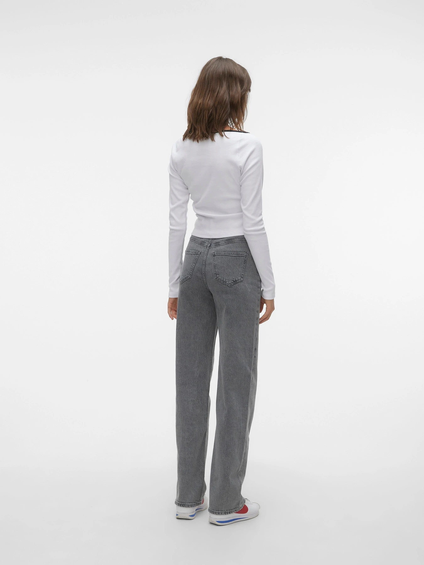 Джинсы Vero Moda TESSA HR WIDE JEANS модель 10287304_Medium Grey Denim Джинсы Vero Moda TESSA HR WIDE JEANS модель 10287304_Medium Grey Denim Фото