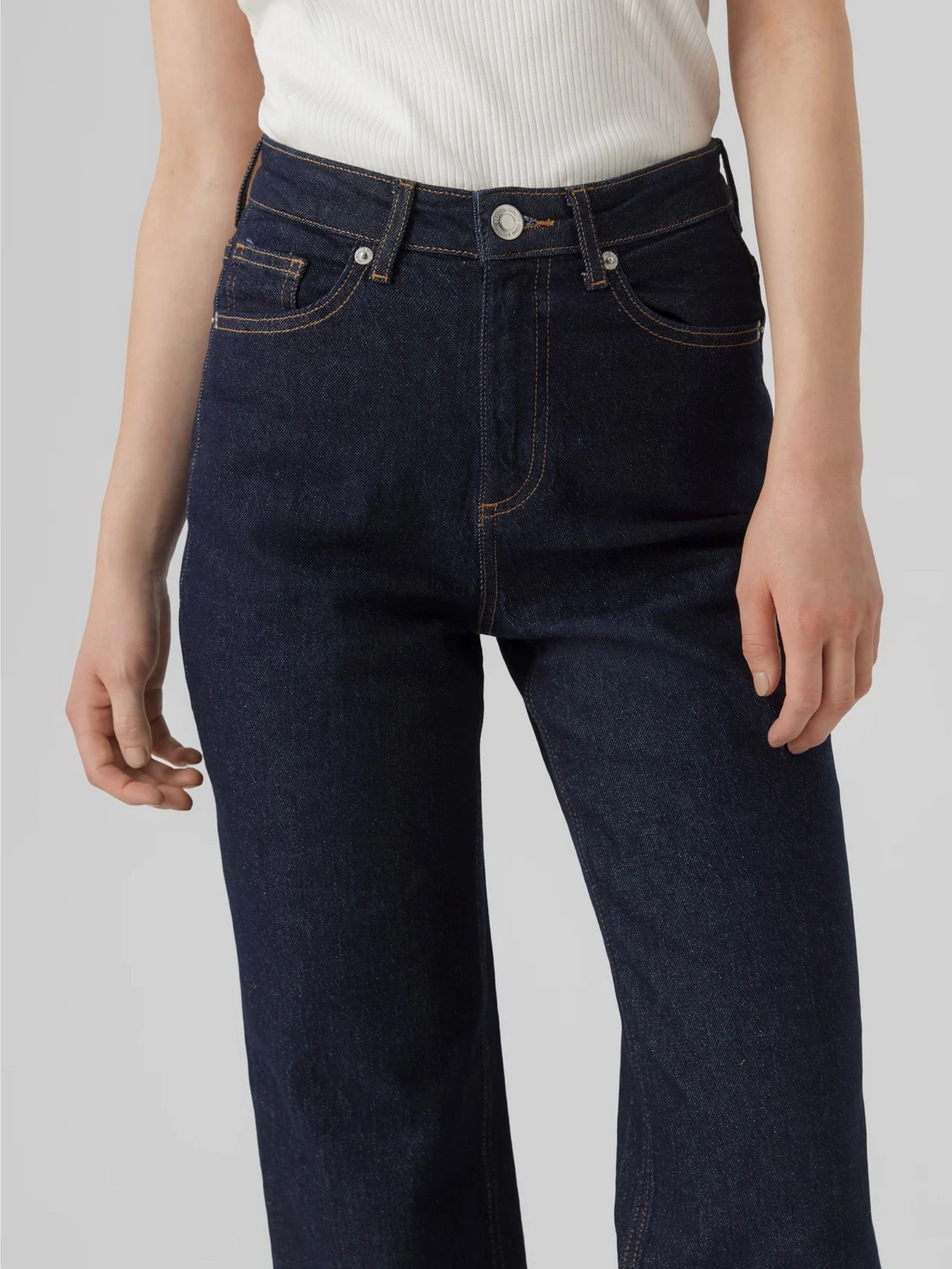Джинсы Vero Moda TESSA HR WIDE JEANS модель 10297608_Dark Blue Denim Rinse Джинсы Vero Moda TESSA HR WIDE JEANS модель 10297608_Dark Blue Denim Rinse Фото