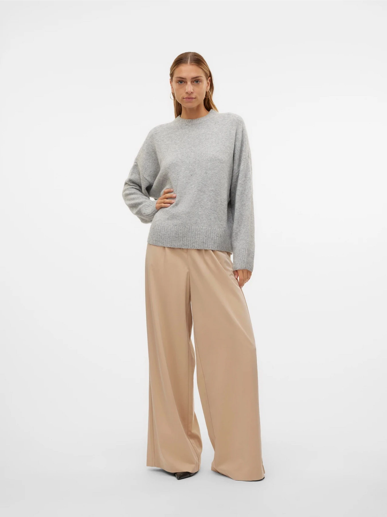 Свитры и кардиганы Vero Moda BOOM LS O-NECK PULLOVER модель 10320463_Light Grey Melange Свитры и кардиганы Vero Moda BOOM LS O-NECK PULLOVER модель 10320463_Light Grey Melange Фото