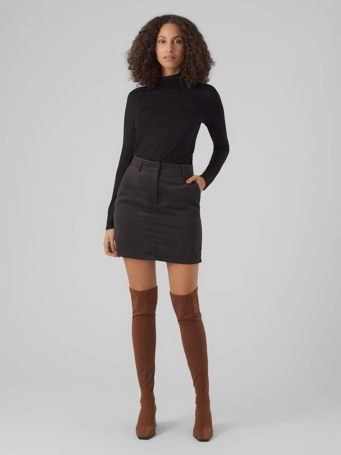 Светри та кардигани Vero Moda ALBERTE LS ROLLNECK TOP модель 10293803_Black Светри та кардигани Vero Moda ALBERTE LS ROLLNECK TOP модель 10293803_Black Фото