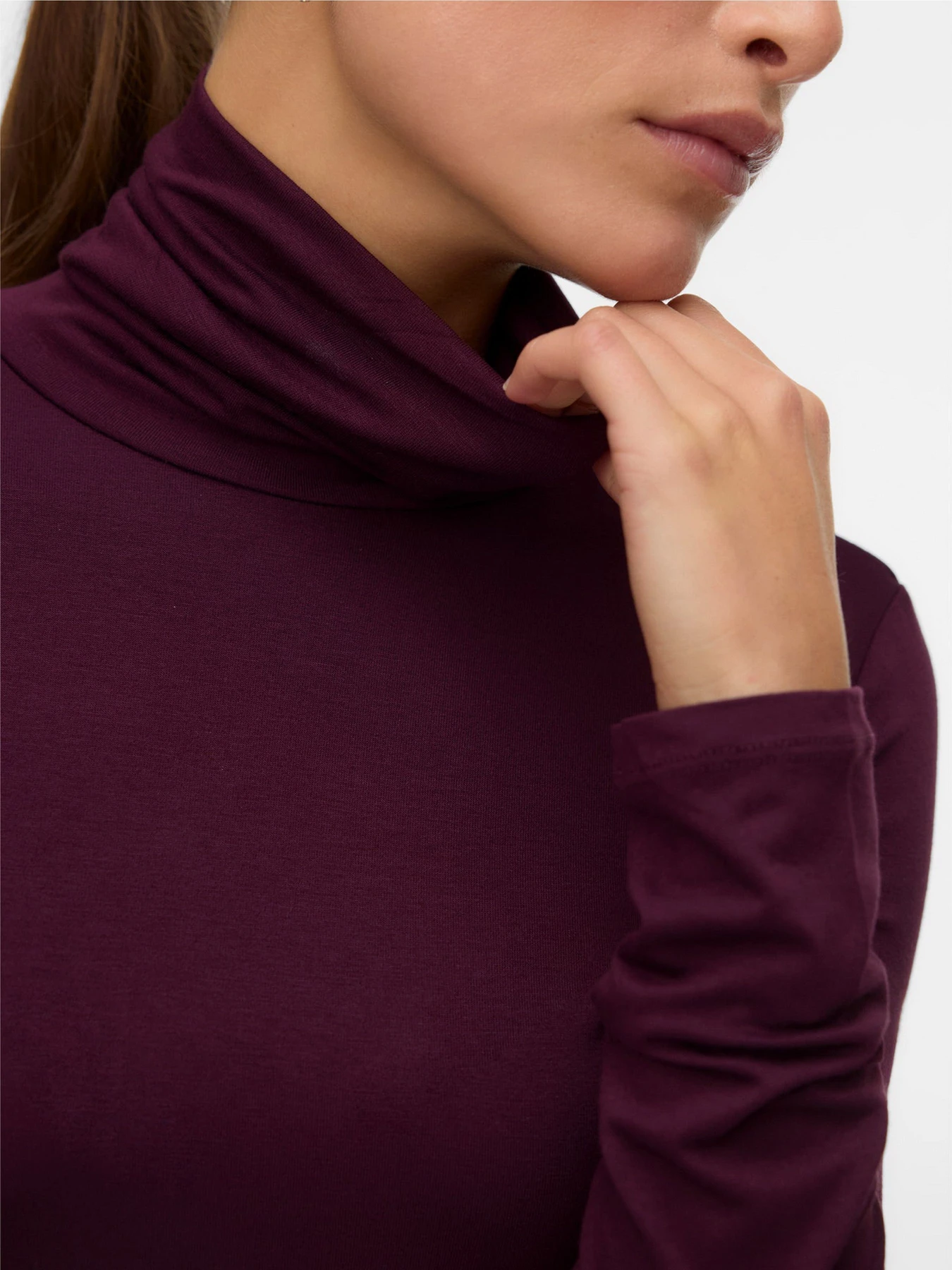 Светри та кардигани Vero Moda ALBERTE LS ROLLNECK TOP модель 10293803_Winetasting Светри та кардигани Vero Moda ALBERTE LS ROLLNECK TOP модель 10293803_Winetasting Фото