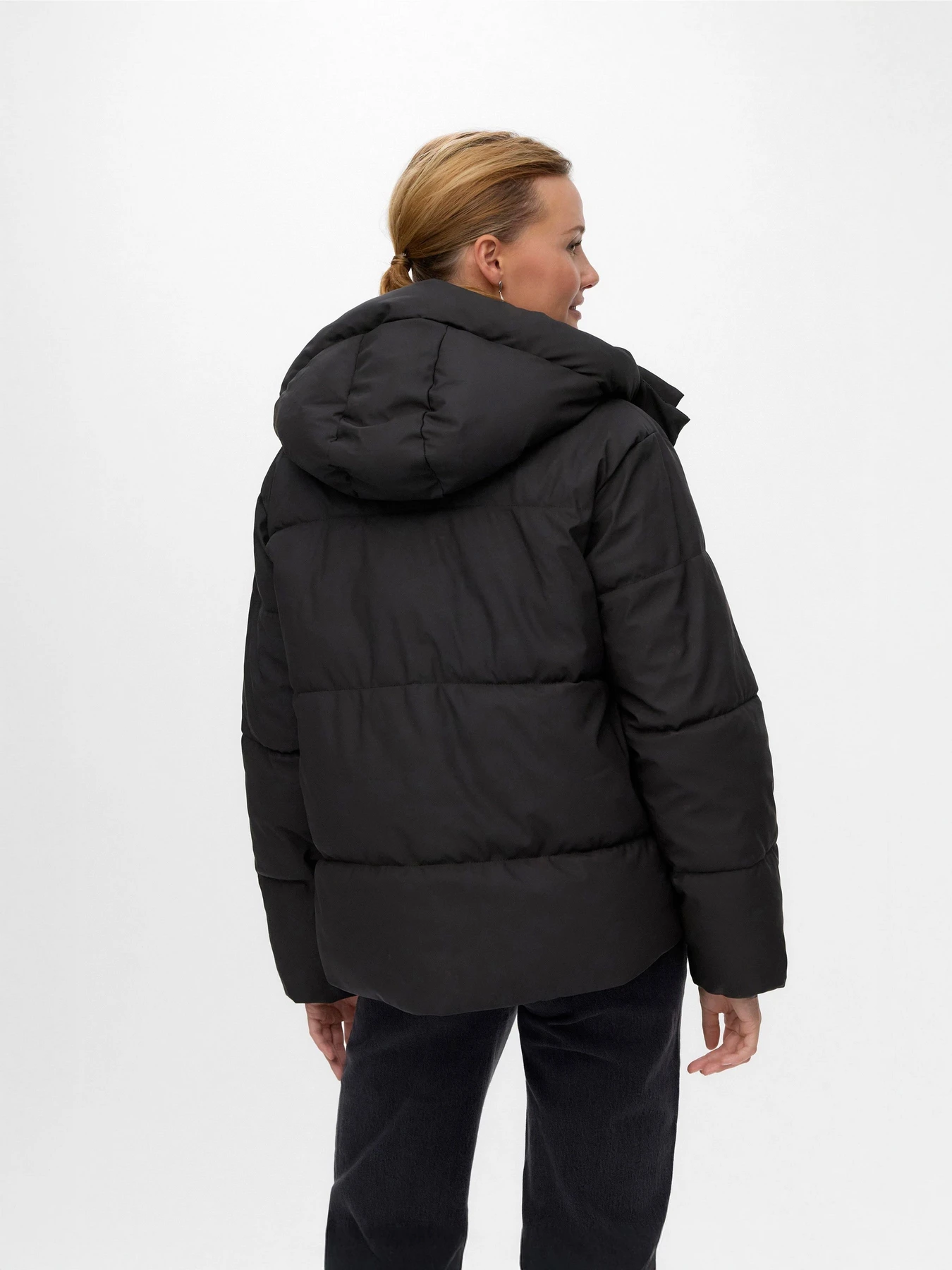 Куртки и дубленки Vero Moda GRETAKYLIE SHORT COATED JACKET модель 10311315_Chocolate Torte Куртки и дубленки Vero Moda GRETAKYLIE SHORT COATED JACKET модель 10311315_Chocolate Torte Фото