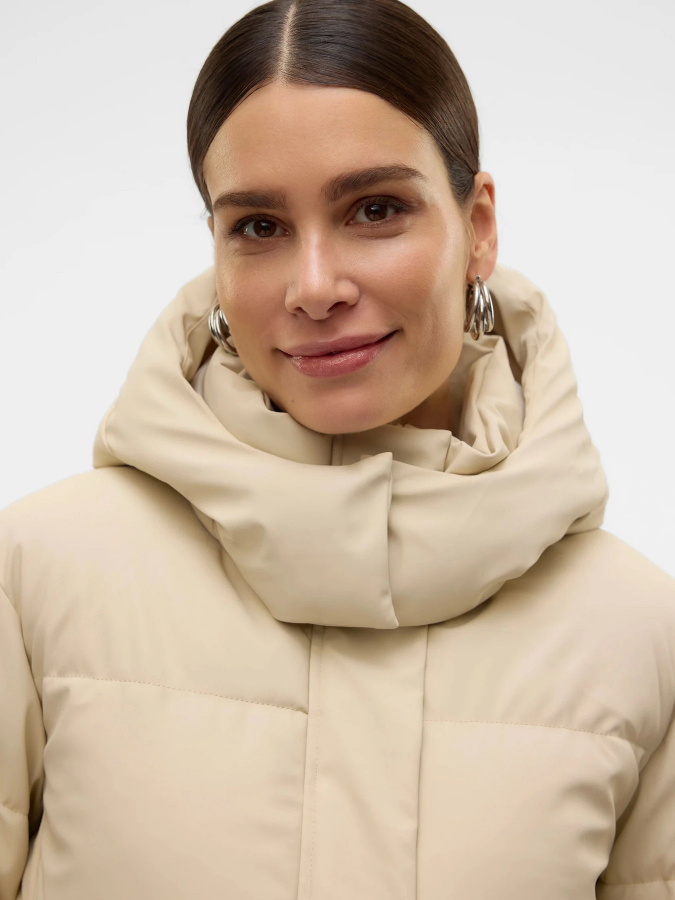 Куртки та дублянки Vero Moda GRETAKYLIE SHORT COATED JACKET модель 10311315_Oatmeal Фото
