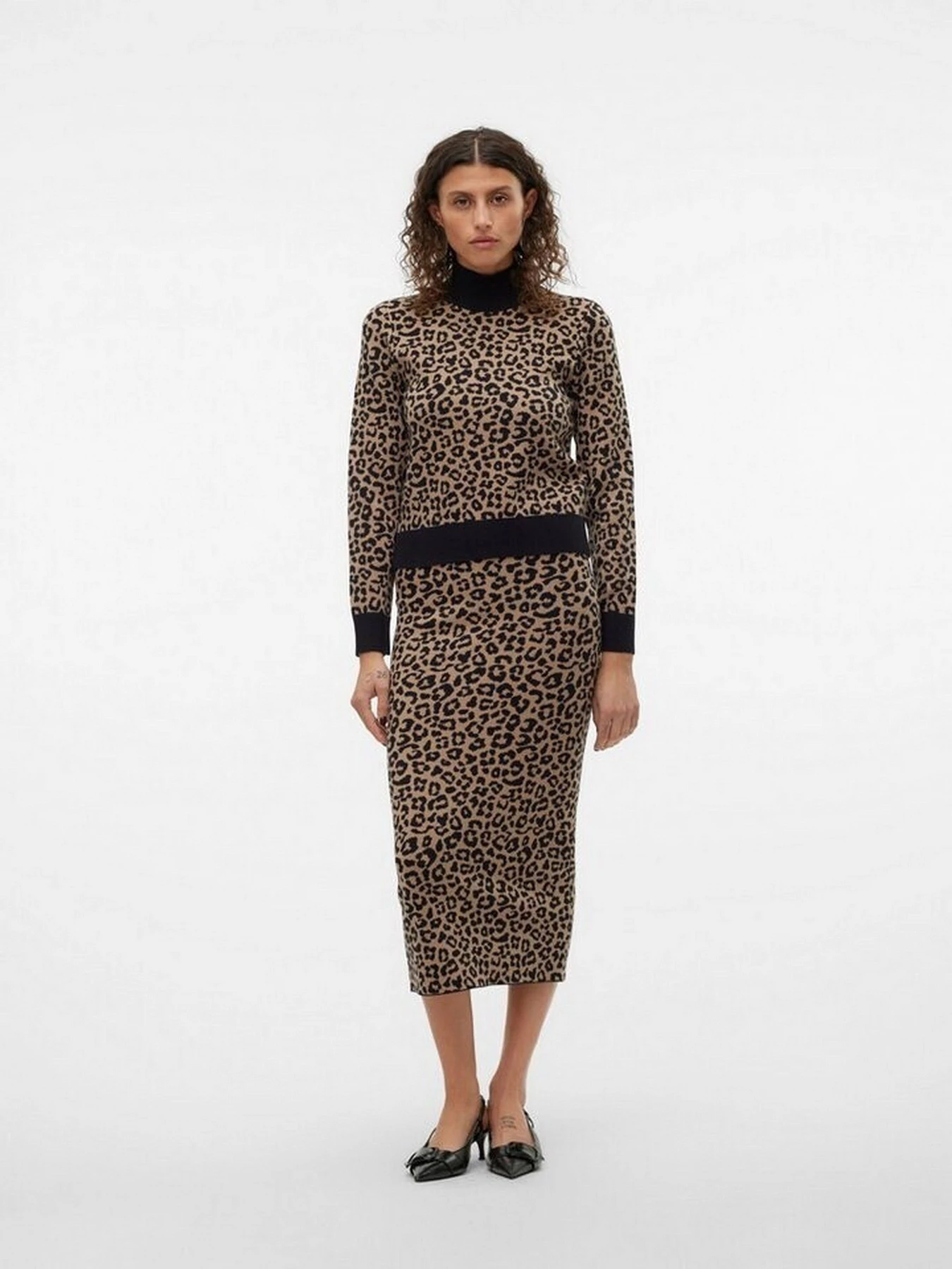 Светри та кардигани Vero Moda VMARIA ART LS HIGH-NECK PULLOV модель 10314509_Black W. SILVER MINK ( NEW Светри та кардигани Vero Moda VMARIA ART LS HIGH-NECK PULLOV модель 10314509_Black W. SILVER MINK ( NEW Фото