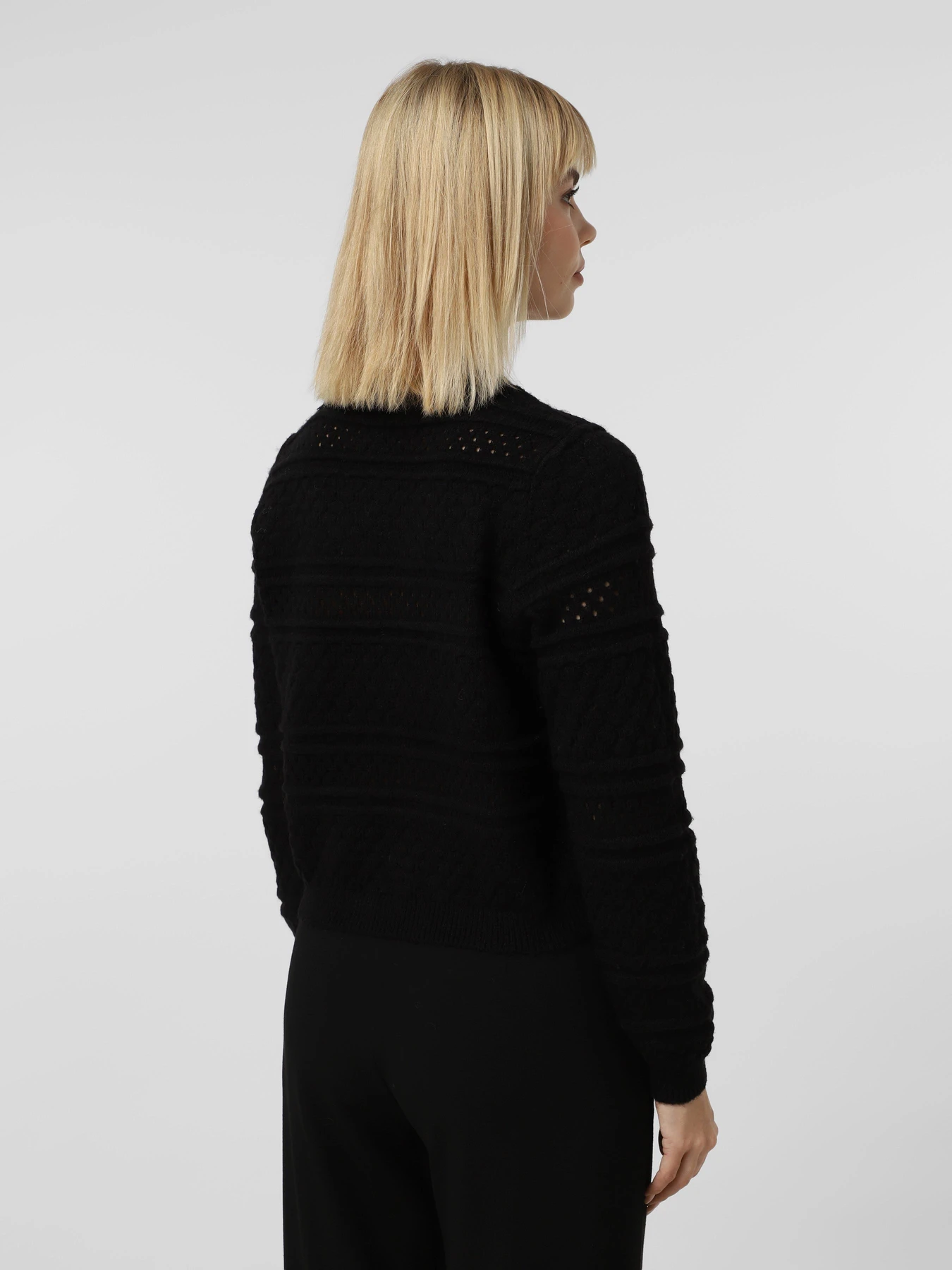 Светри та кардигани Vero Moda LEO LS O-NECK PULLOVER модель 10331890_Black Светри та кардигани Vero Moda LEO LS O-NECK PULLOVER модель 10331890_Black Фото