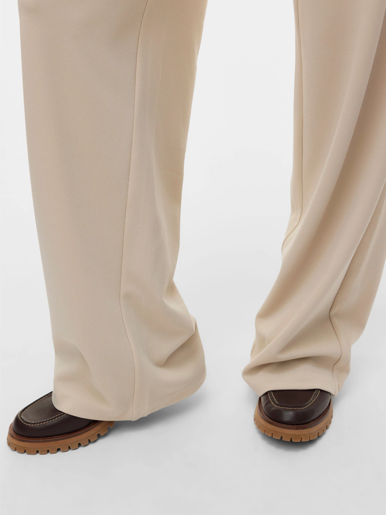 Брюки Vero Moda BERLIN ZAMIRA MW WIDE PANT модель 10318454_Pumice Stone Брюки Vero Moda BERLIN ZAMIRA MW WIDE PANT модель 10318454_Pumice Stone Фото