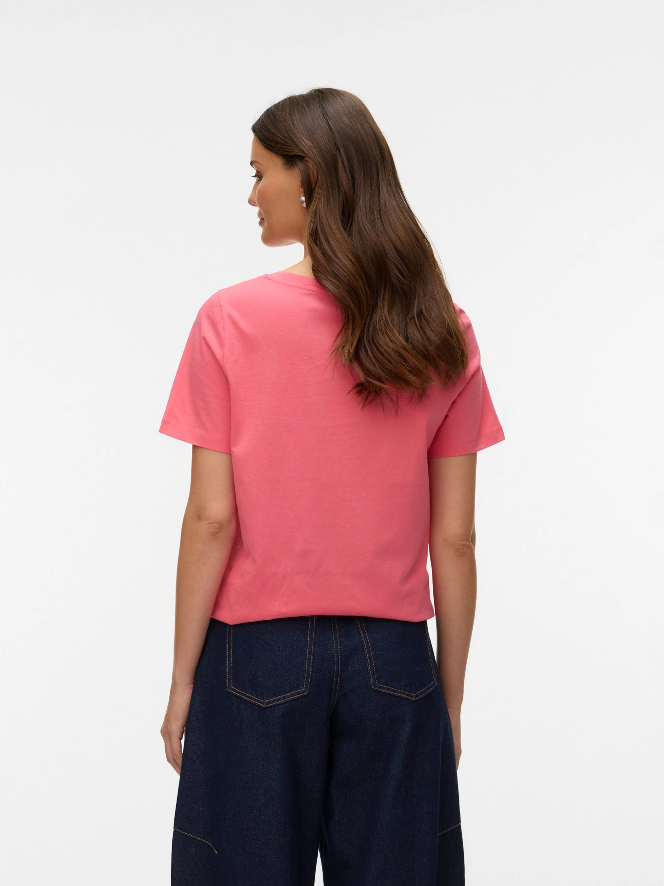 Футболки и поло Vero Moda PAULINA SS V-NECK T-SHIRT модель 10342926_Coral Paradise Футболки и поло Vero Moda PAULINA SS V-NECK T-SHIRT модель 10342926_Coral Paradise Фото