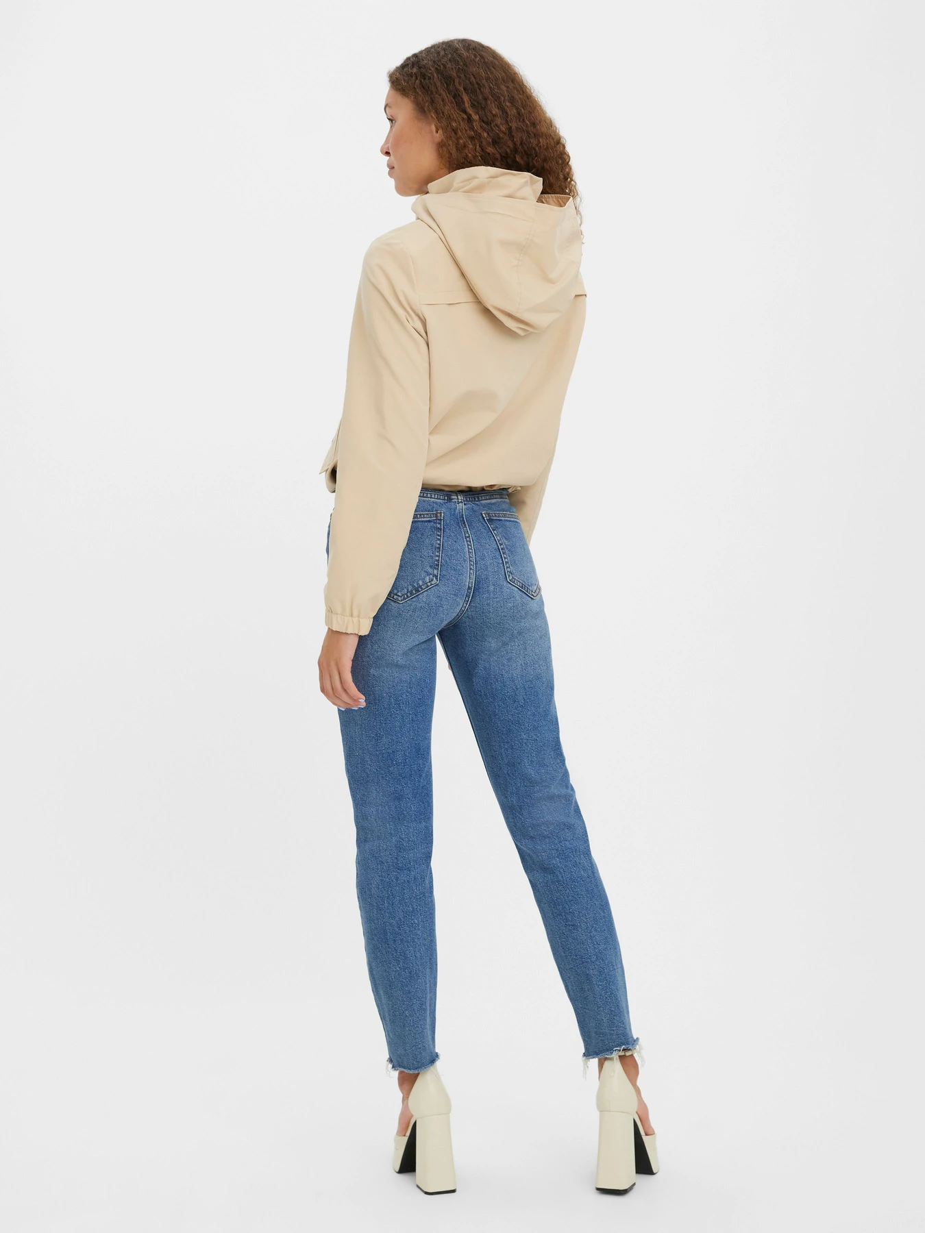 Куртки та дублянки Vero Moda ZOA SHORT PARKA модель 10278214_Irish Cream Куртки та дублянки Vero Moda ZOA SHORT PARKA модель 10278214_Irish Cream Фото