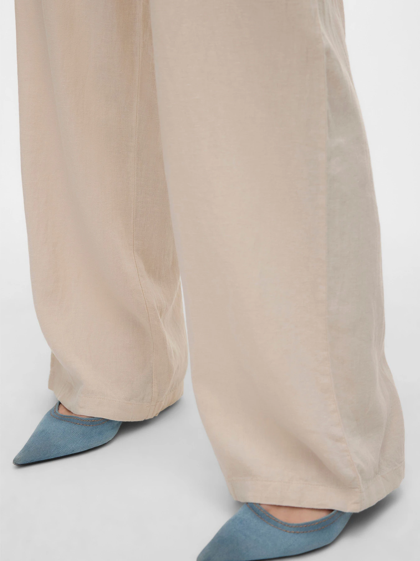 Штани Vero Moda LINN HW PANTS WVN модель 10305091_Moonbeam Штани Vero Moda LINN HW PANTS WVN модель 10305091_Moonbeam Фото