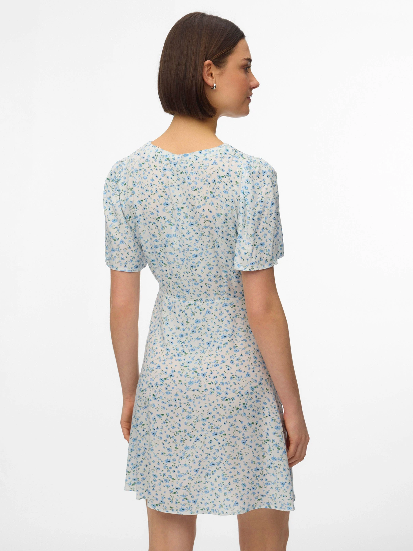 Платья Vero Moda ALBA SS SHORT DRESS модель 10292845_Snow White Blue Brooke Фото