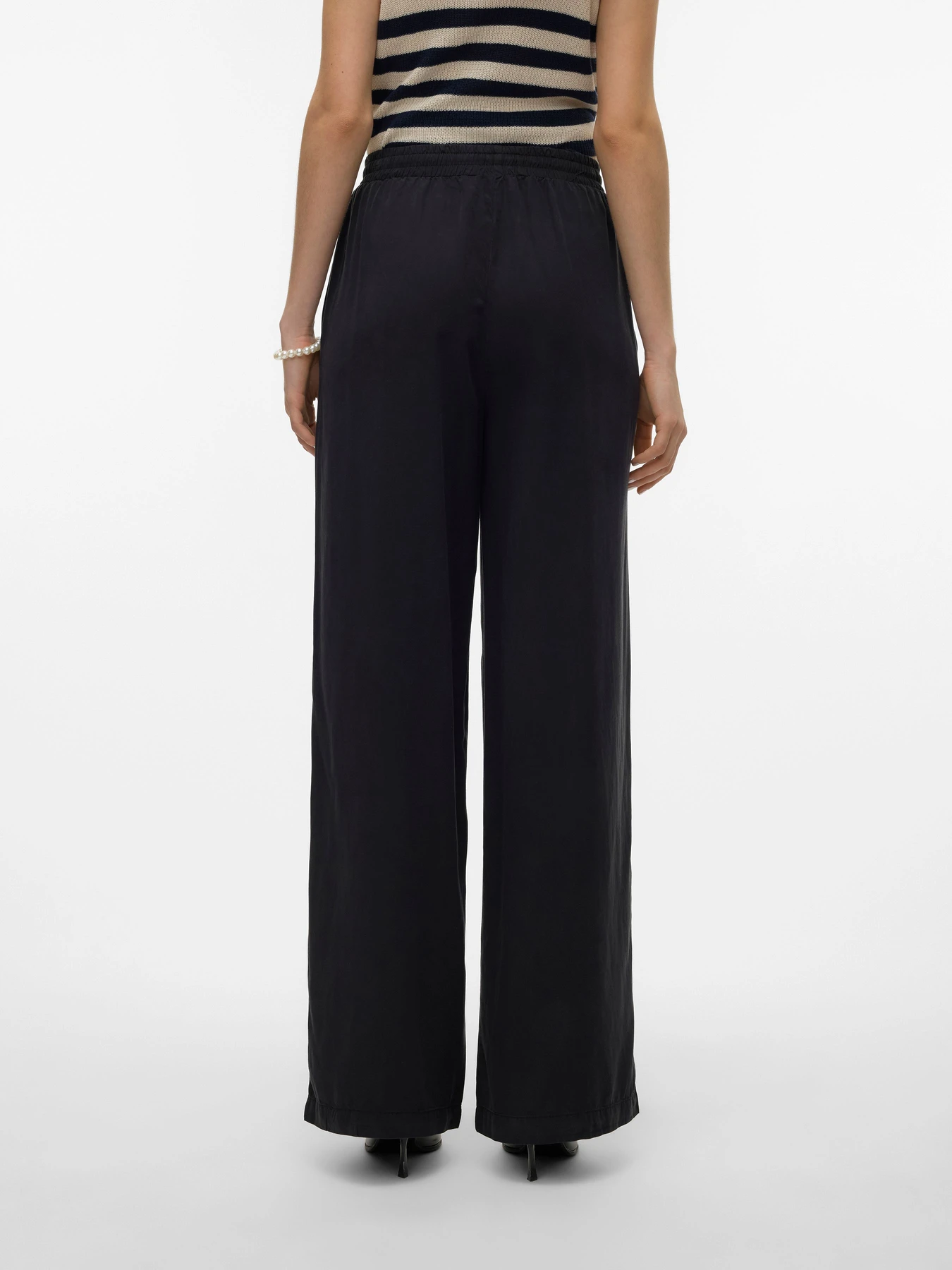 Брюки Vero Moda BREE HW LONG LOOSE TENCEL PANT модель 10304898_Black Denim Брюки Vero Moda BREE HW LONG LOOSE TENCEL PANT модель 10304898_Black Denim Фото