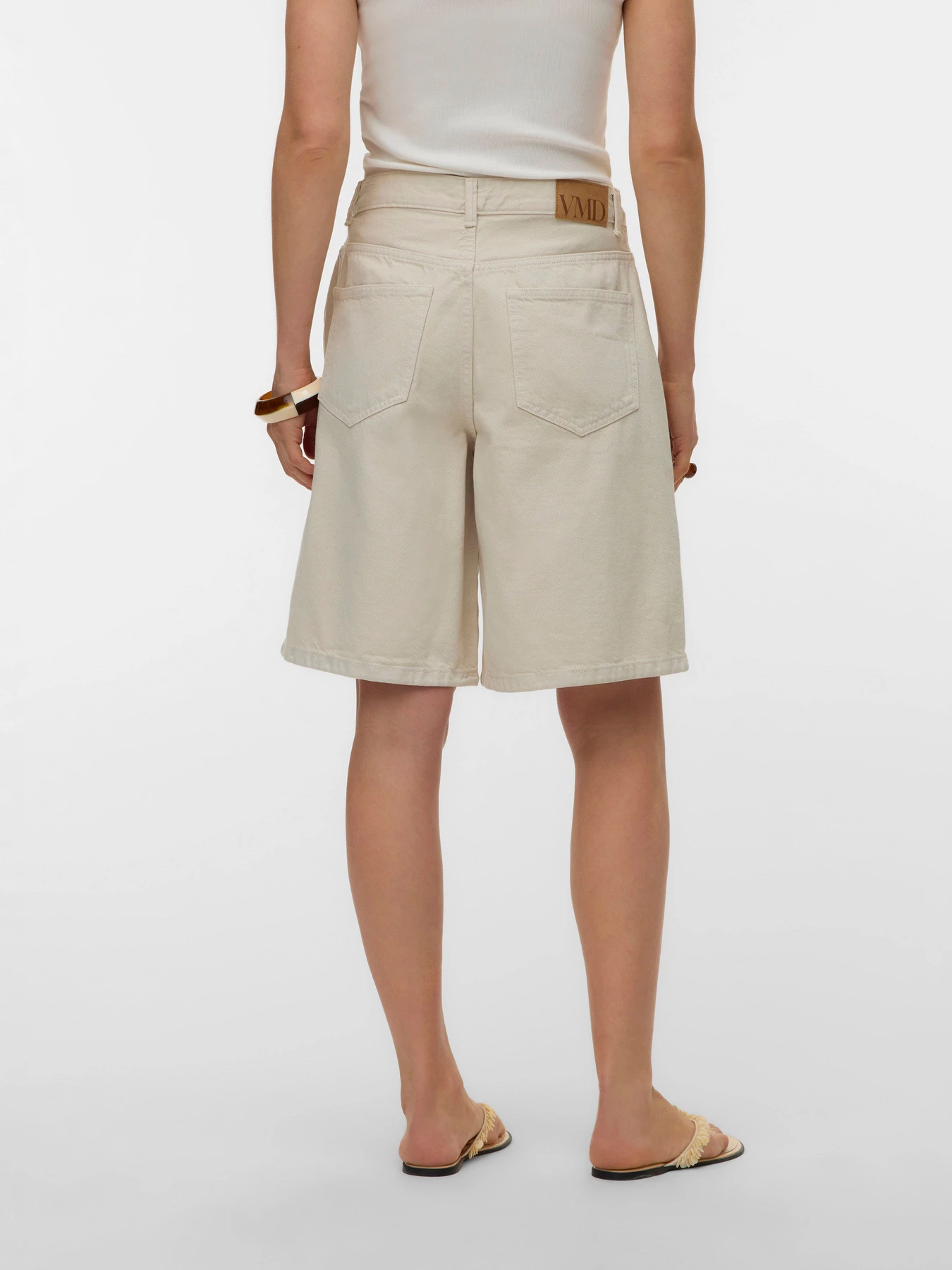 Шорты Vero Moda HADLEY MR BERMUDA DENIM  SHORT модель 10342092_Ecru Фото