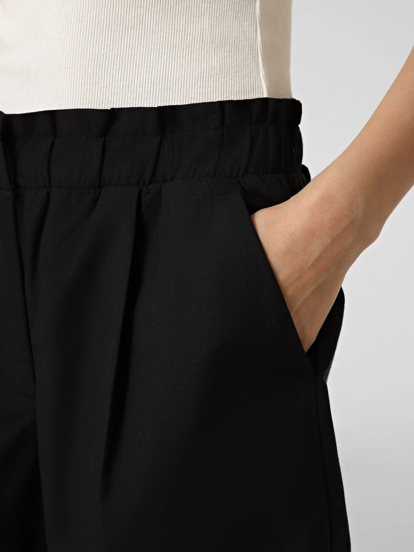 Шорти Vero Moda SELMA NW SHORTS модель 10345671_Black Фото