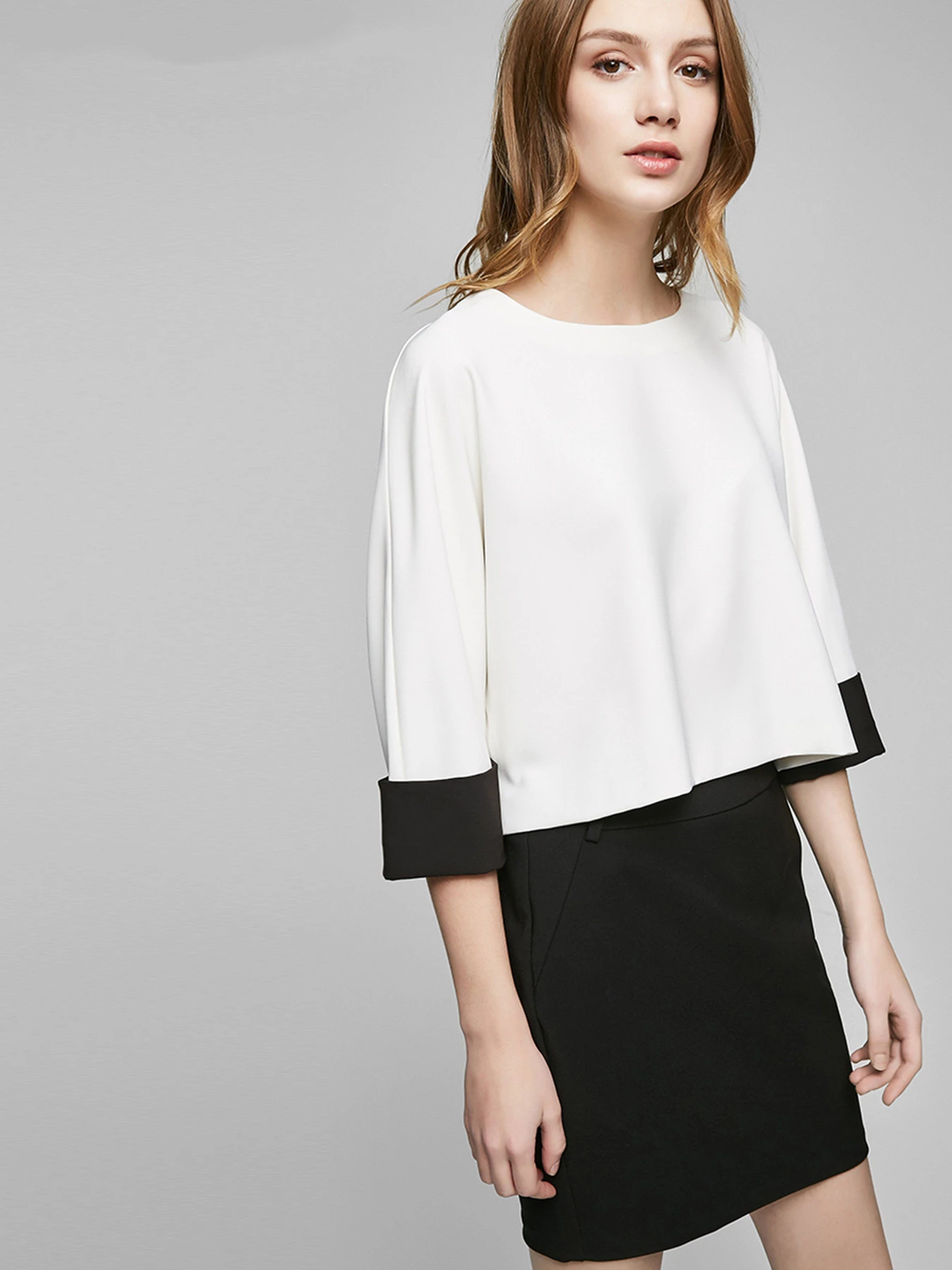 Спідниці Vero Moda модель 317116529E40_чорний Фото