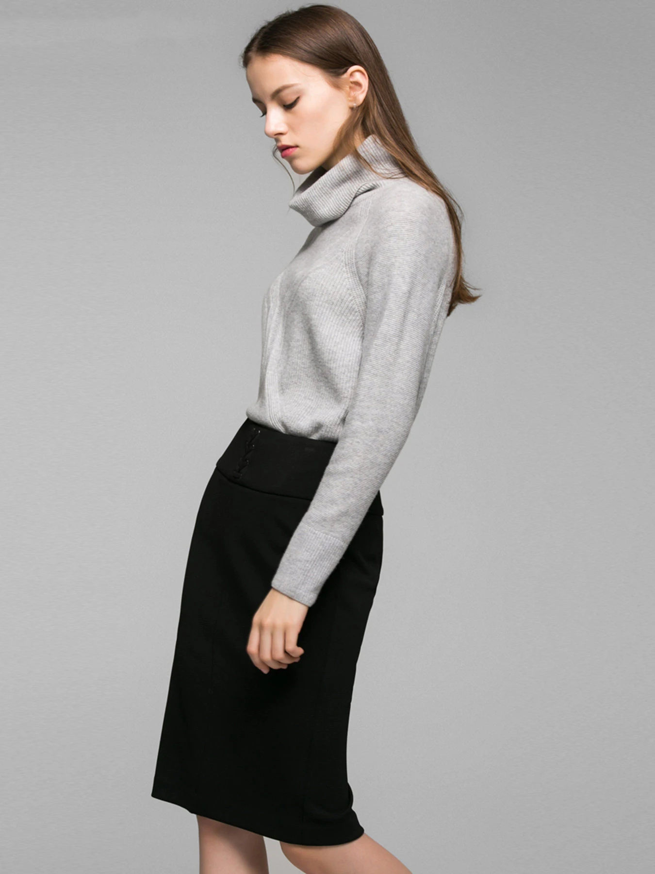 Спідниці Vero Moda модель 31711G502E40_чорний Фото