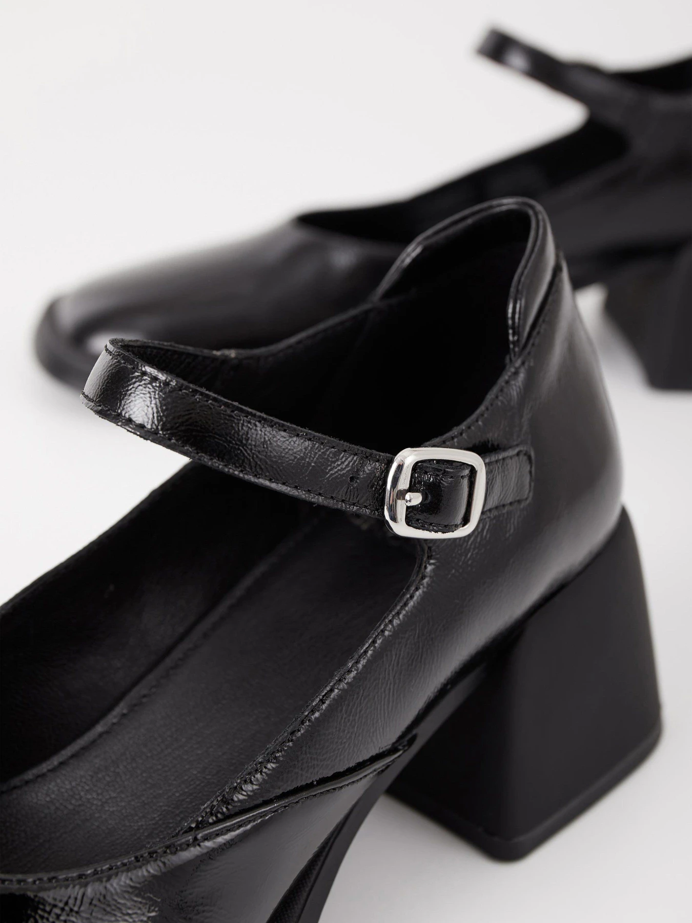 Туфли и лоферы VAGABOND Ansie модель 5445-260-20 Туфли и лоферы VAGABOND Ansie модель 5445-260-20 Фото