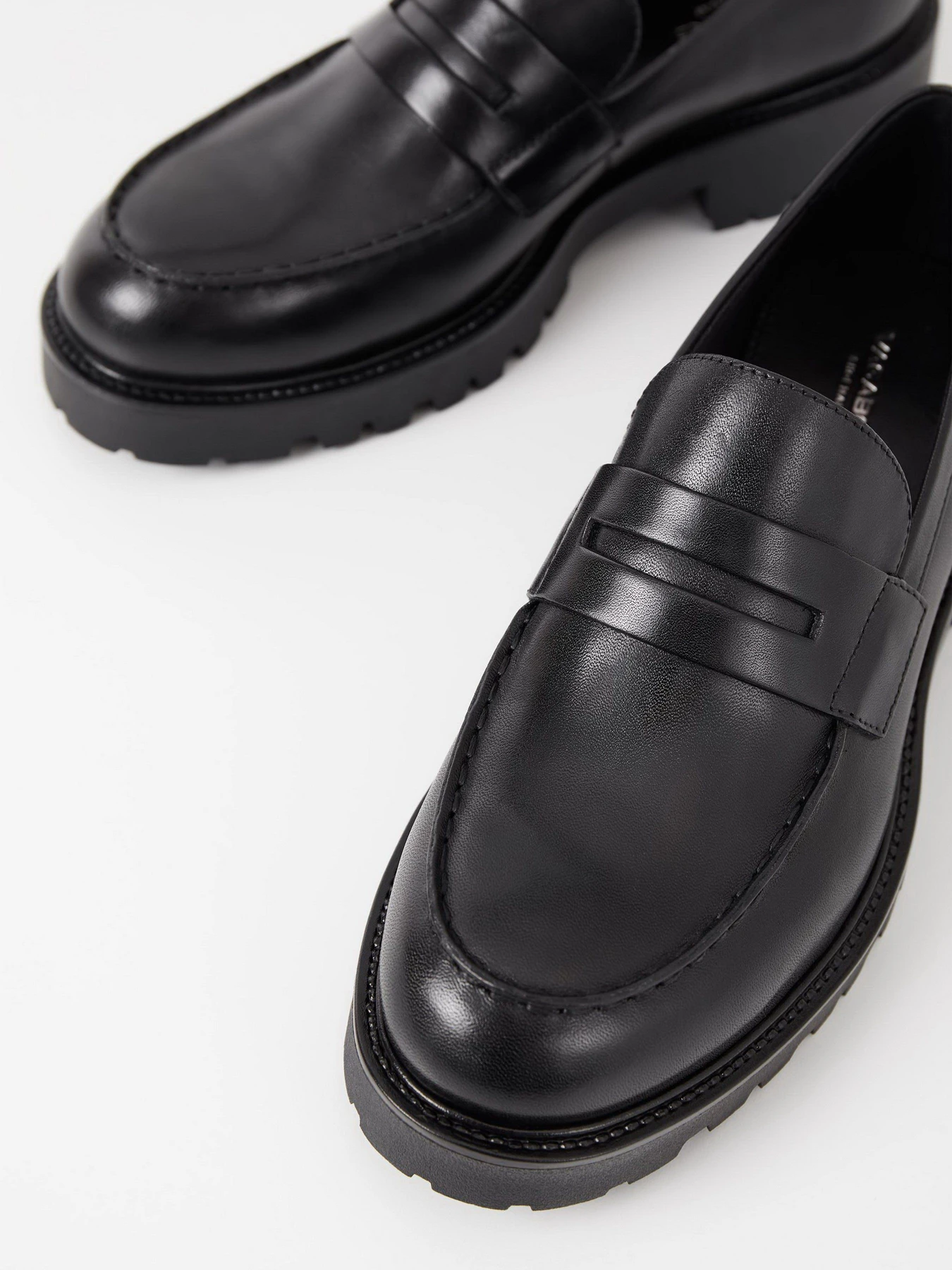 Туфли и лоферы VAGABOND Kenova модель 5241-301-20 Туфли и лоферы VAGABOND Kenova модель 5241-301-20 Фото