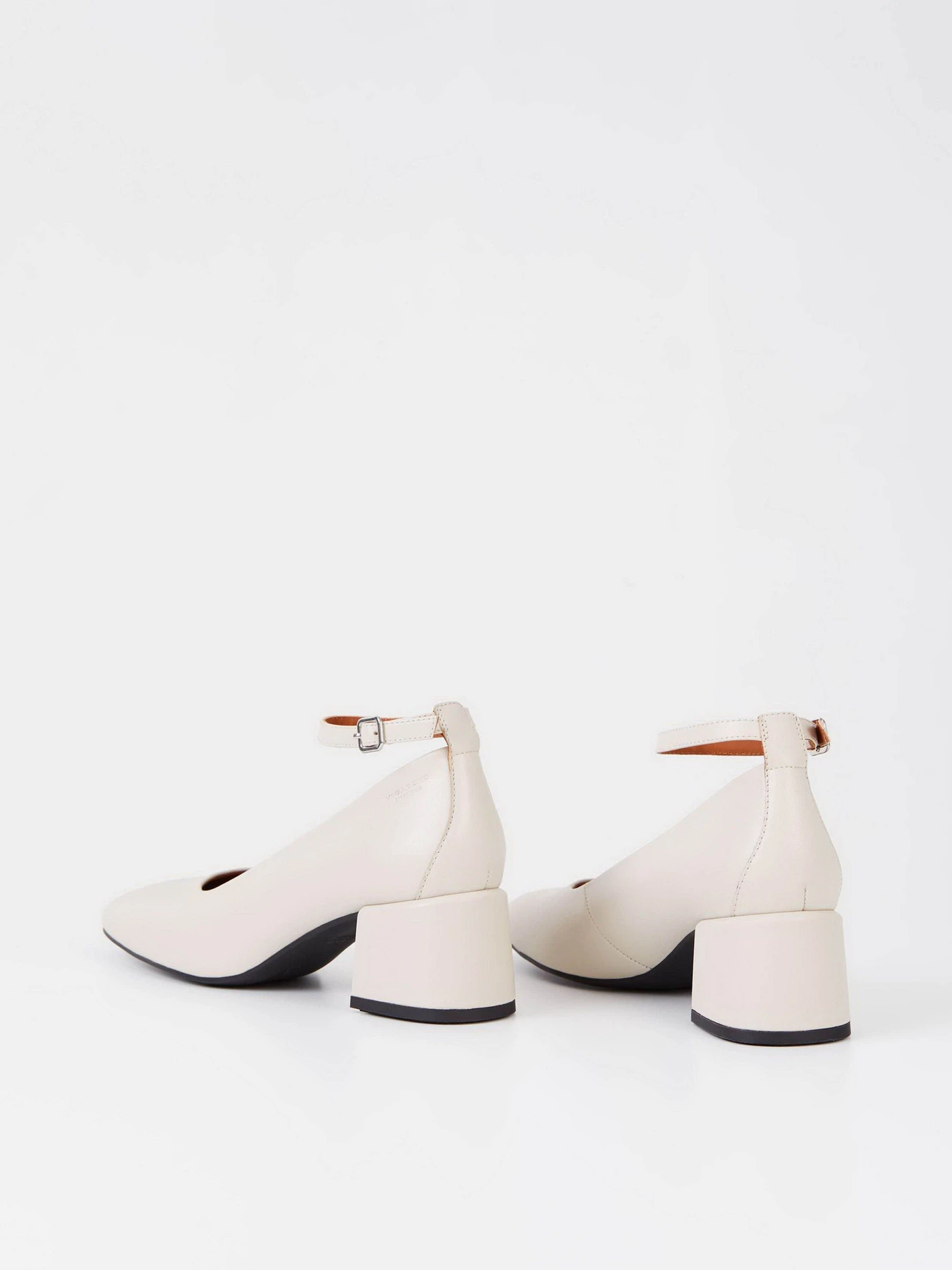 Туфли и лоферы VAGABOND Adison модель 5739-001-02 Туфли и лоферы VAGABOND Adison модель 5739-001-02 Фото