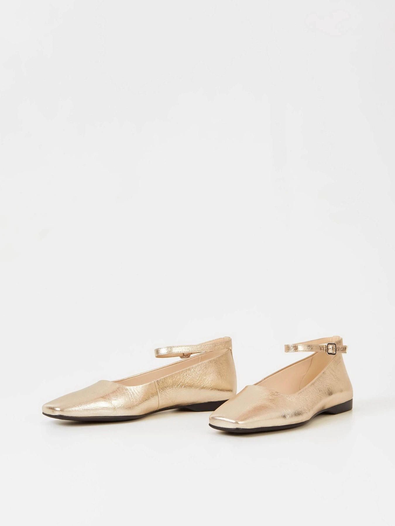 Туфли и лоферы VAGABOND Delia модель 5707-183-81 Туфли и лоферы VAGABOND Delia модель 5707-183-81 Фото
