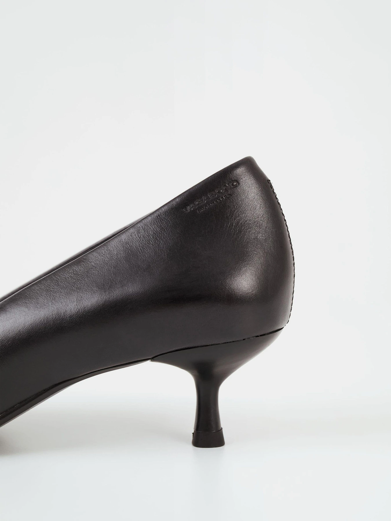Туфли и лоферы VAGABOND Lykke модель 5714-001-20 Туфли и лоферы VAGABOND Lykke модель 5714-001-20 Фото