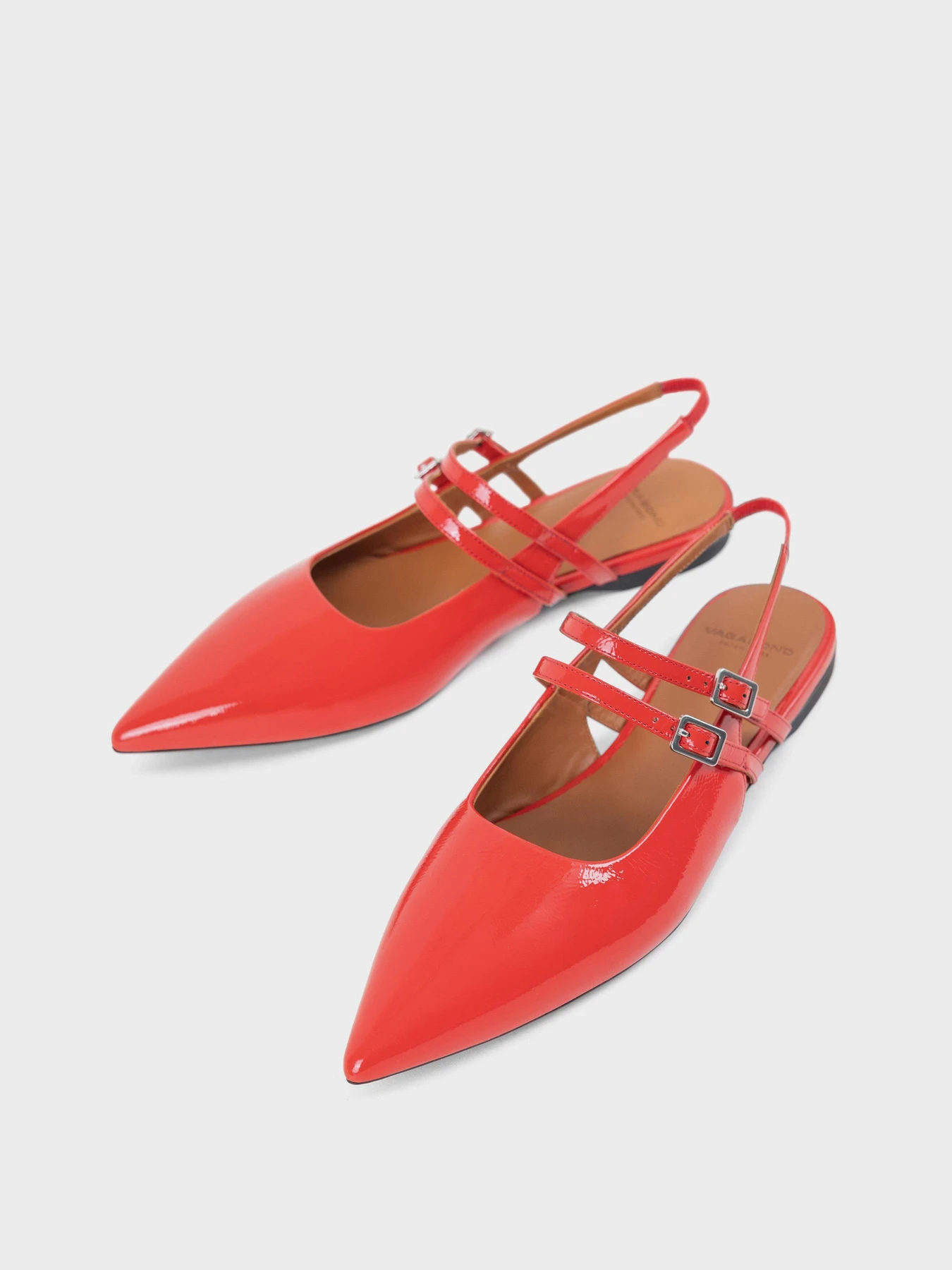 Туфли и лоферы VAGABOND Hermine модель 5733-260-76 Туфли и лоферы VAGABOND Hermine модель 5733-260-76 Фото