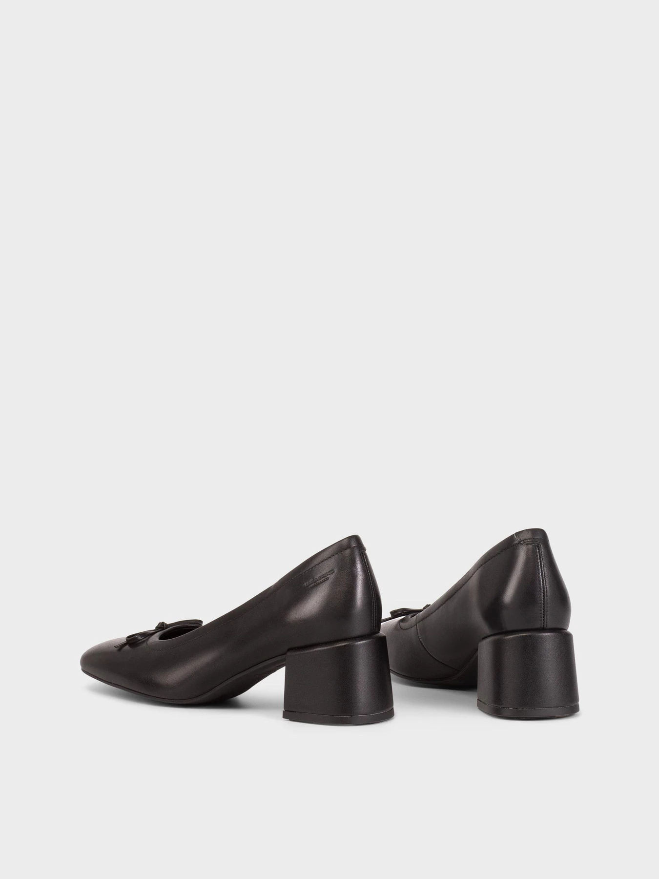 Туфли и лоферы VAGABOND Adison модель 5939-001-20 Туфли и лоферы VAGABOND Adison модель 5939-001-20 Фото