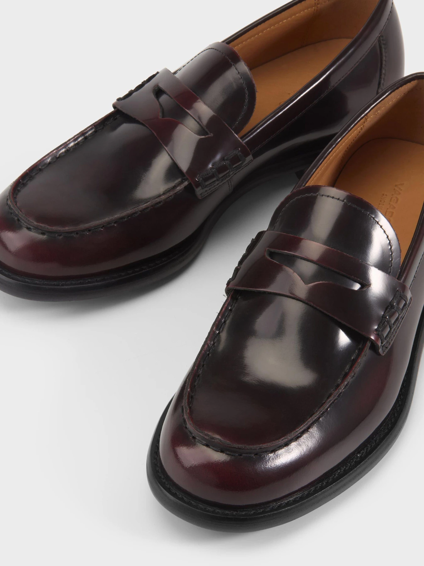 Туфли и лоферы VAGABOND Linn модель 6036-004-54 Туфли и лоферы VAGABOND Linn модель 6036-004-54 Фото