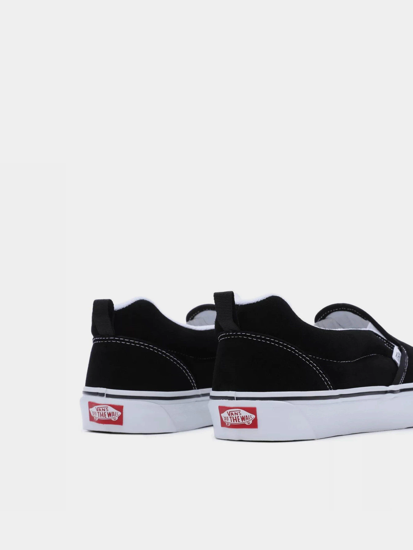 Сліпони та мокасини Vans Classic Slip-On модель VN0009QD6BT1 Сліпони та мокасини Vans Classic Slip-On модель VN0009QD6BT1 Фото