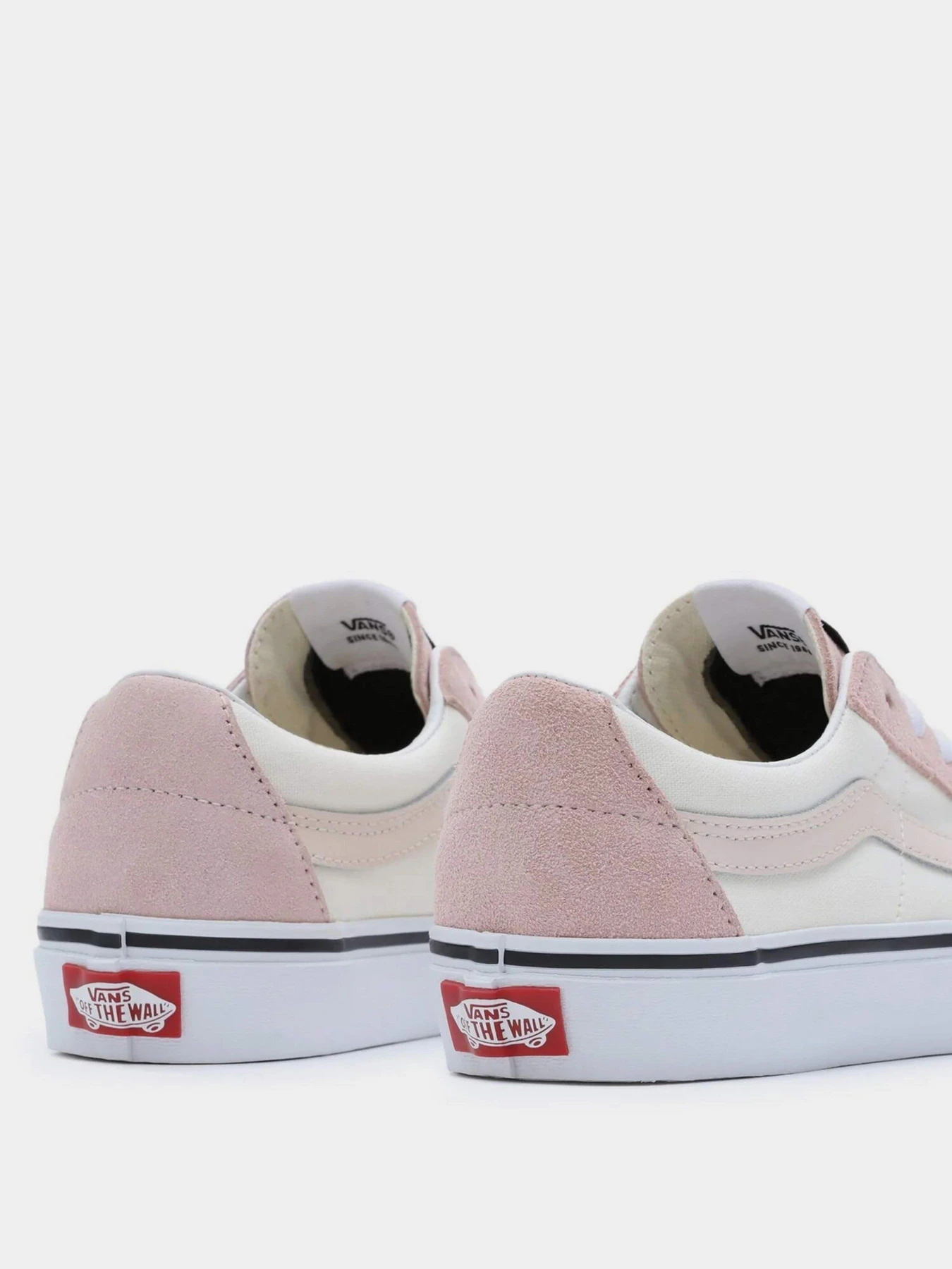Кеды Vans Sk8-Low модель VN0009QRBQL1 Кеды Vans Sk8-Low модель VN0009QRBQL1 Фото