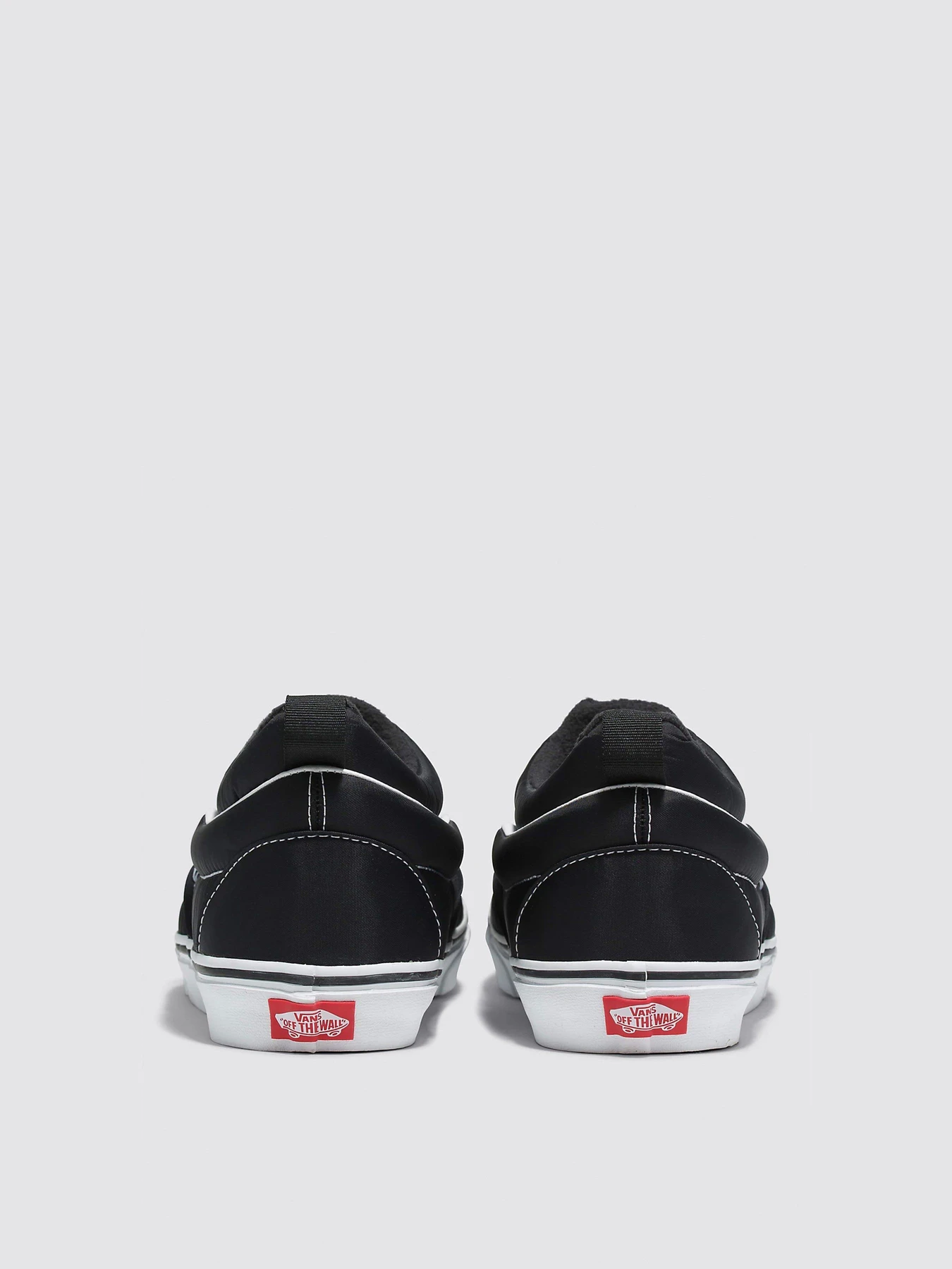 Слипоны и мокасины Vans Slip-On Mid модель VN0009QUBA21 Слипоны и мокасины Vans Slip-On Mid модель VN0009QUBA21 Фото