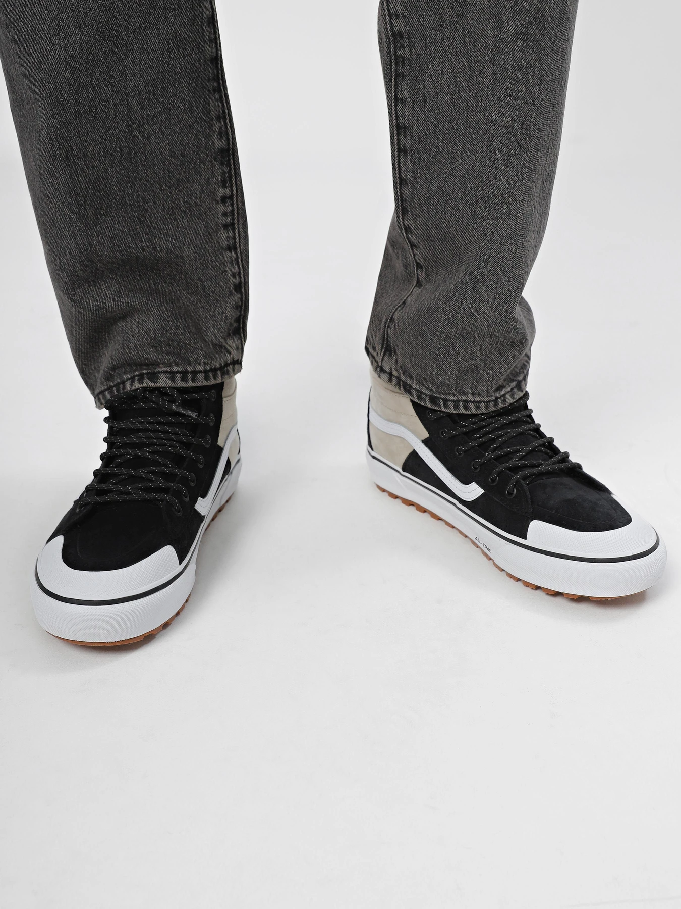 Ботинки и сапоги Vans SK8-Hi MTE-2 модель VN0007NKY3U1 Ботинки и сапоги Vans SK8-Hi MTE-2 модель VN0007NKY3U1 Фото