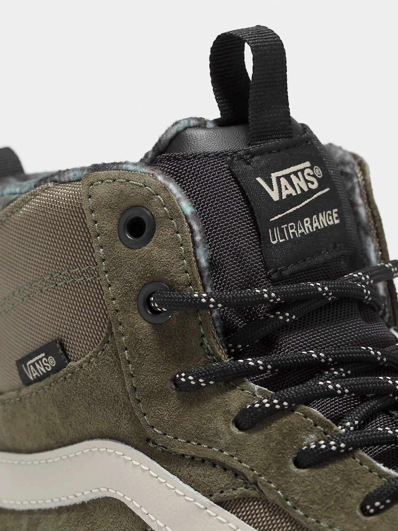 Ботинки и сапоги Vans Ultrarange Exo Hi Mte-2 модель VN0A5KS5DOL1 Ботинки и сапоги Vans Ultrarange Exo Hi Mte-2 модель VN0A5KS5DOL1 Фото