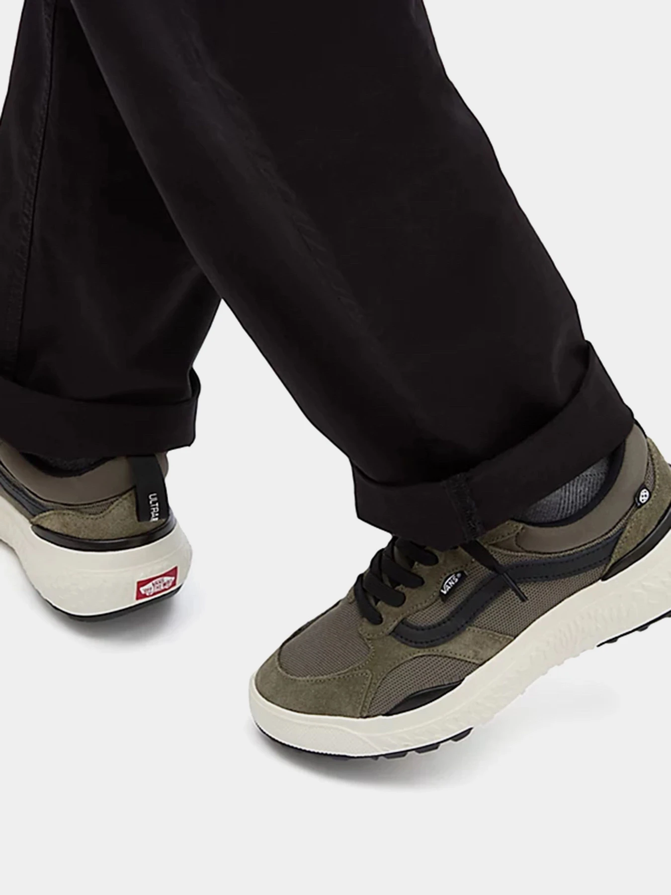 Кросівки Vans UltraRange Neo VR3 модель VN000BCEBXV1 Кросівки Vans UltraRange Neo VR3 модель VN000BCEBXV1 Фото
