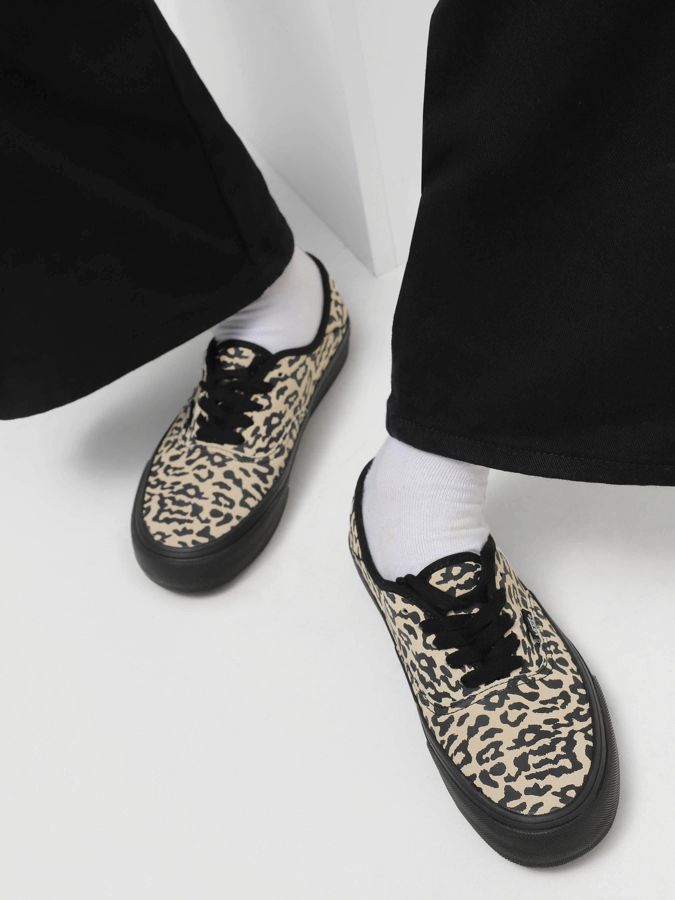 Кеды Vans VR3 SF модель VN0A4BX52QT1 Кеды Vans VR3 SF модель VN0A4BX52QT1 Фото