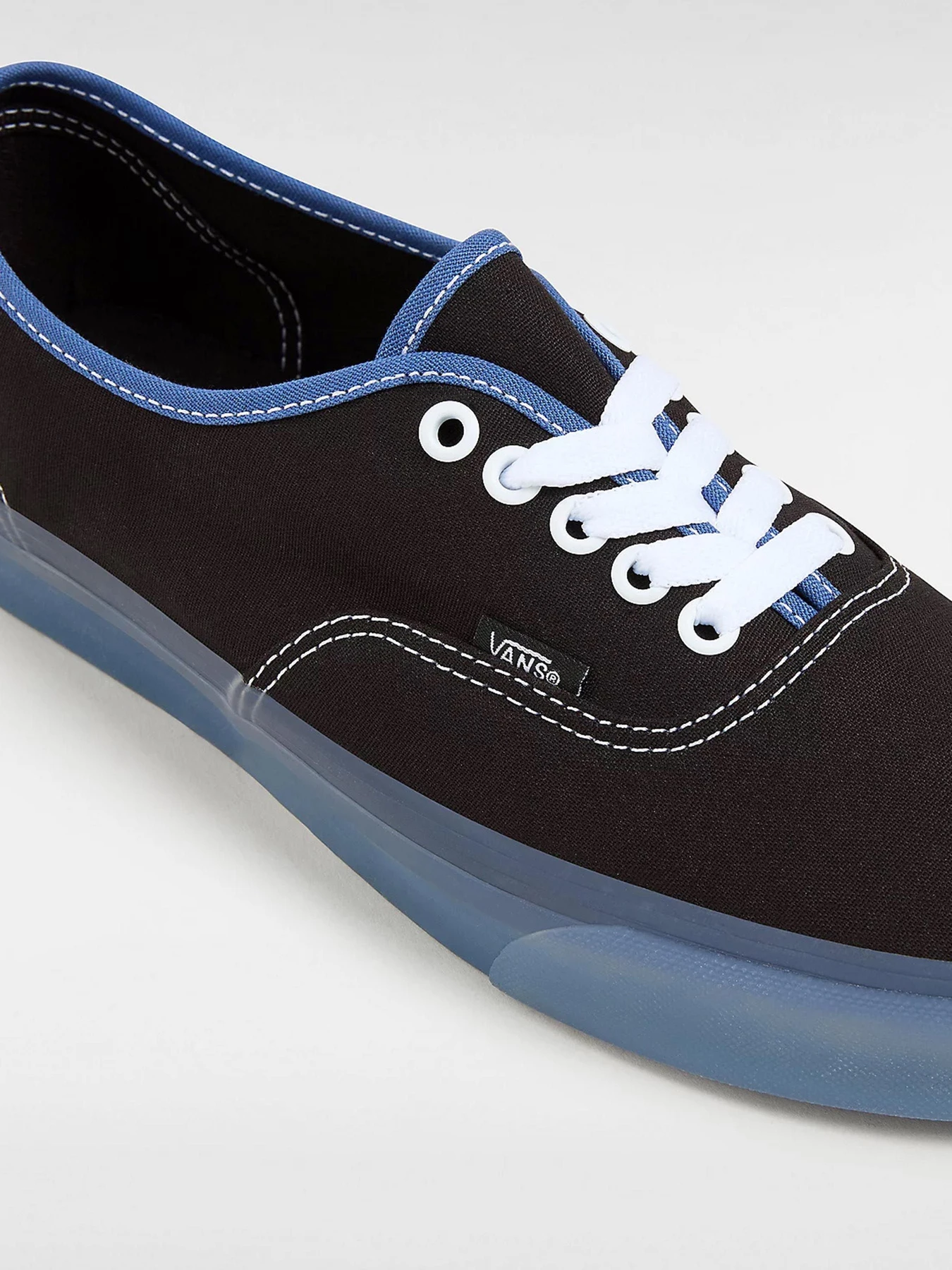 Кеды Vans Authentic модель VN000BW5Y611 Кеды Vans Authentic модель VN000BW5Y611 Фото