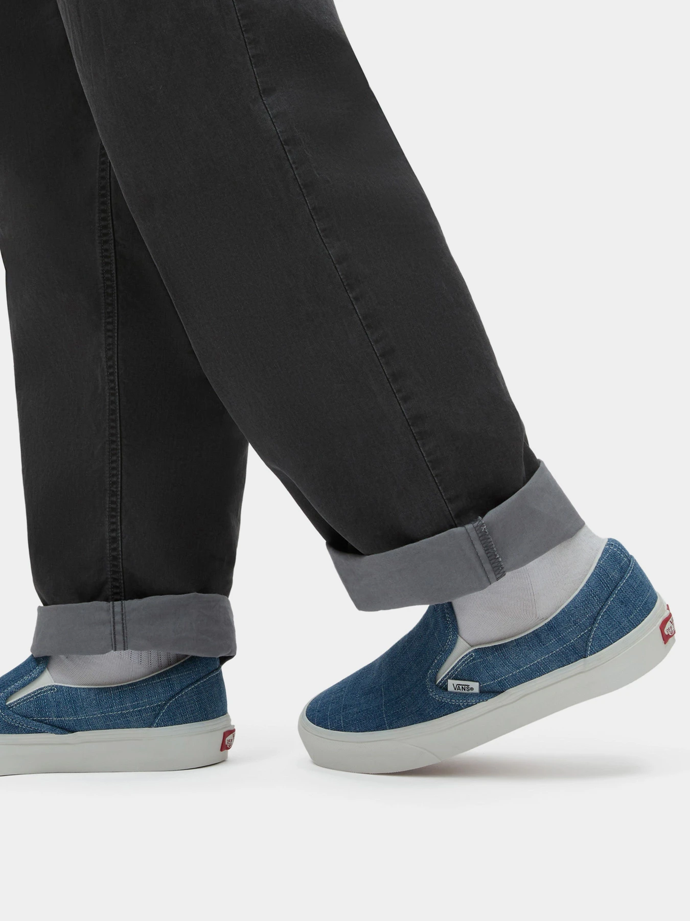Сліпони та мокасини Vans Classic Slip-On модель VN0009Q7Y6Z1 Сліпони та мокасини Vans Classic Slip-On модель VN0009Q7Y6Z1 Фото