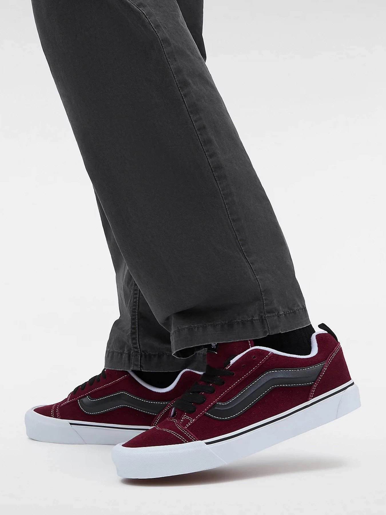 Кеды Vans Knu Skool модель VN0009QC02Y1 Кеды Vans Knu Skool модель VN0009QC02Y1 Фото