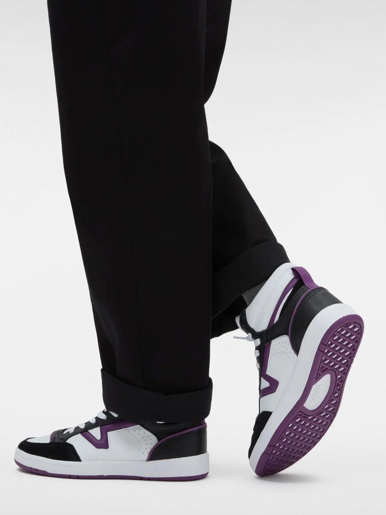Кеды Vans Lowland Mid CC JMP модель VN000CQJLK11 Фото