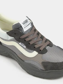 Кроссовки Vans UltraRange Neo VR3 модель VN000BCEBHG1 Фото