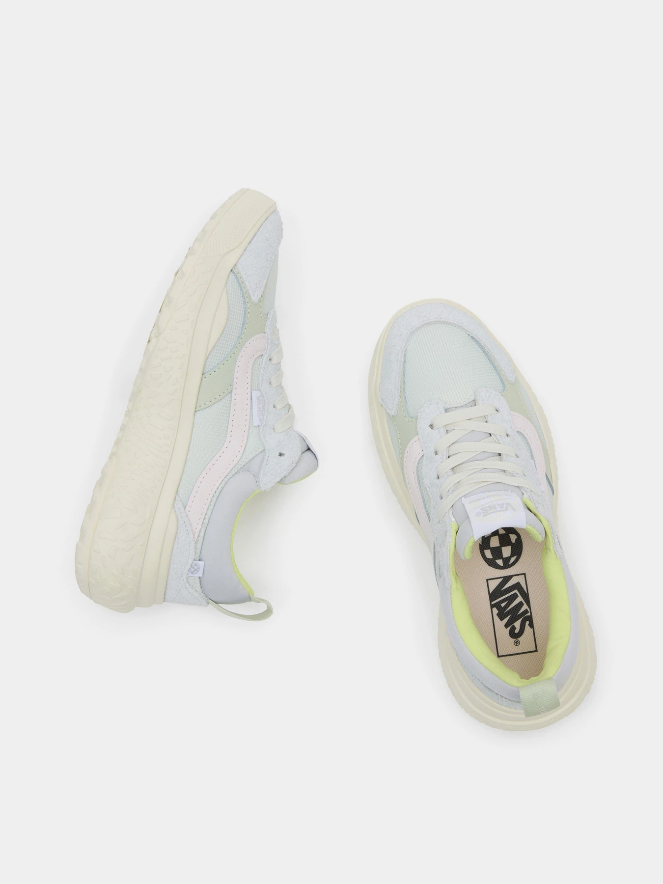 Кроссовки Vans UltraRange Neo VR3 модель VN000BCEBIG1 Кроссовки Vans UltraRange Neo VR3 модель VN000BCEBIG1 Фото