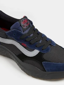 Кроссовки Vans UltraRange Neo VR3 модель VN000BCEYA61 Фото