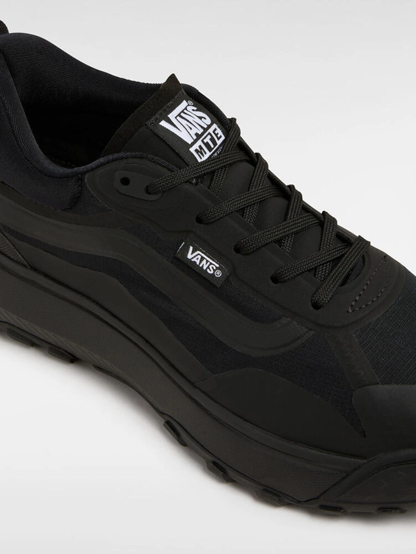 Кроссовки Vans MTE Crosspath модель VN000CVUBKA1 Фото