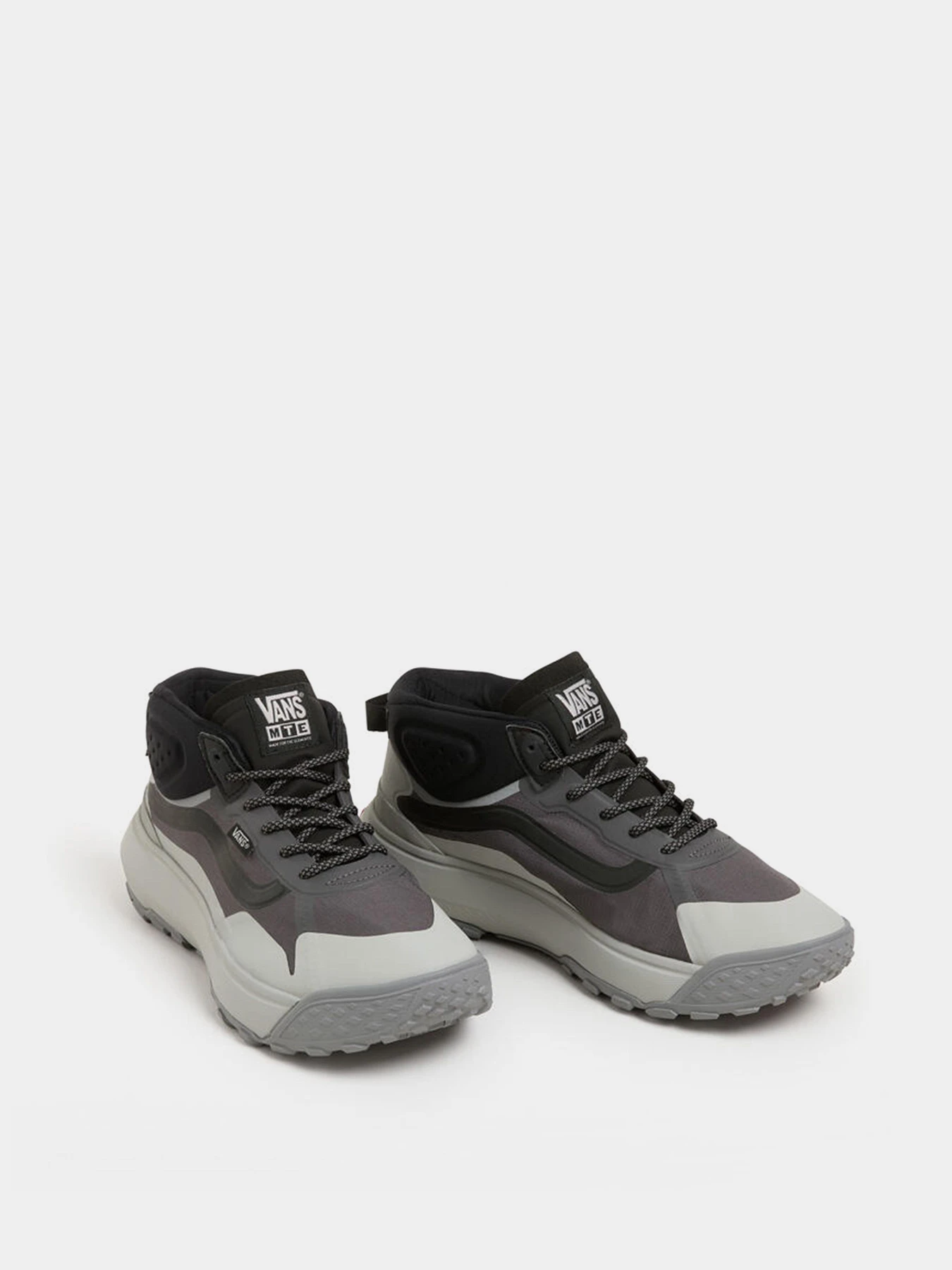 Ботинки и сапоги Vans MTE Crosspath Mid модель VN000CVV1O71 Ботинки и сапоги Vans MTE Crosspath Mid модель VN000CVV1O71 Фото