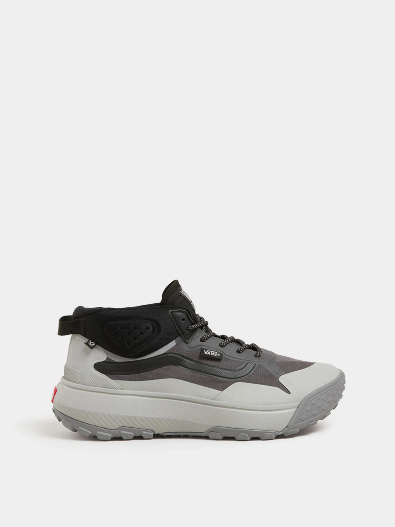 Ботинки и сапоги Vans MTE Crosspath Mid модель VN000CVV1O71 Ботинки и сапоги Vans MTE Crosspath Mid модель VN000CVV1O71 Фото