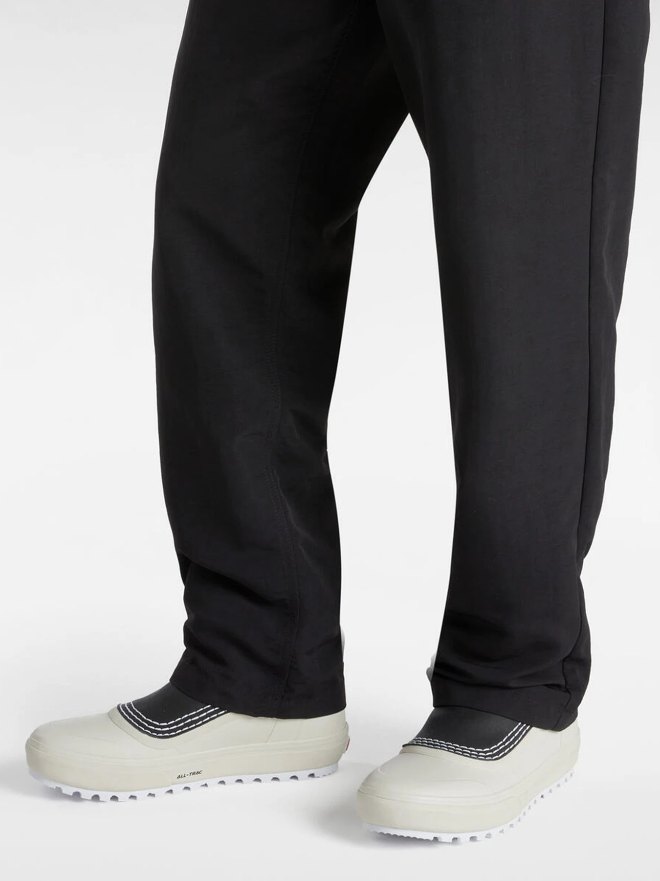 Ботинки и сапоги Vans MTE Standard Mid Chelsea Waterproof модель VN000D29KIG1 Ботинки и сапоги Vans MTE Standard Mid Chelsea Waterproof модель VN000D29KIG1 Фото