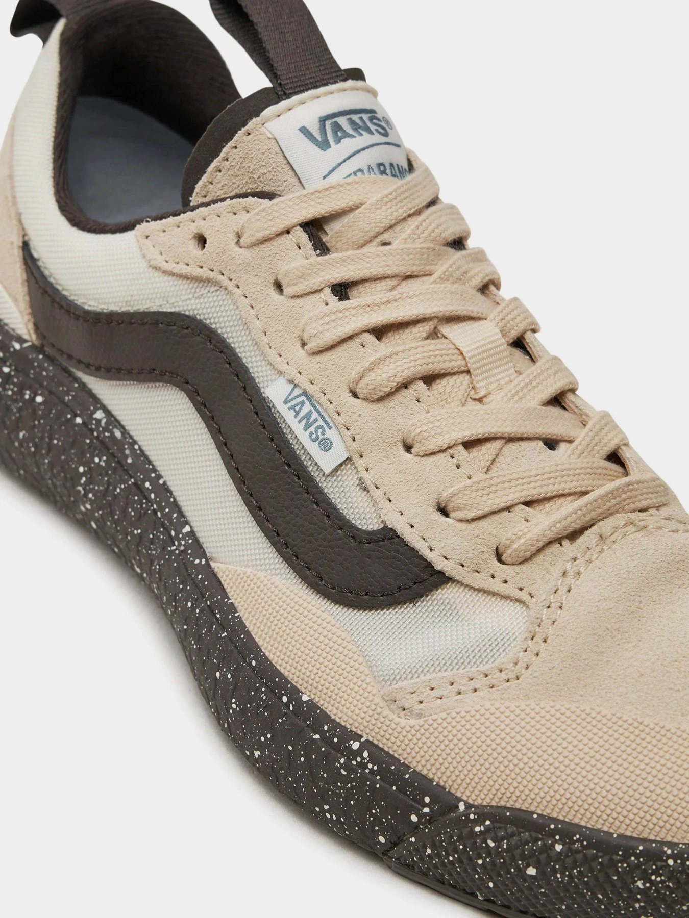 Кроссовки Vans модель VN000CWDCRM1 Кроссовки Vans модель VN000CWDCRM1 Фото
