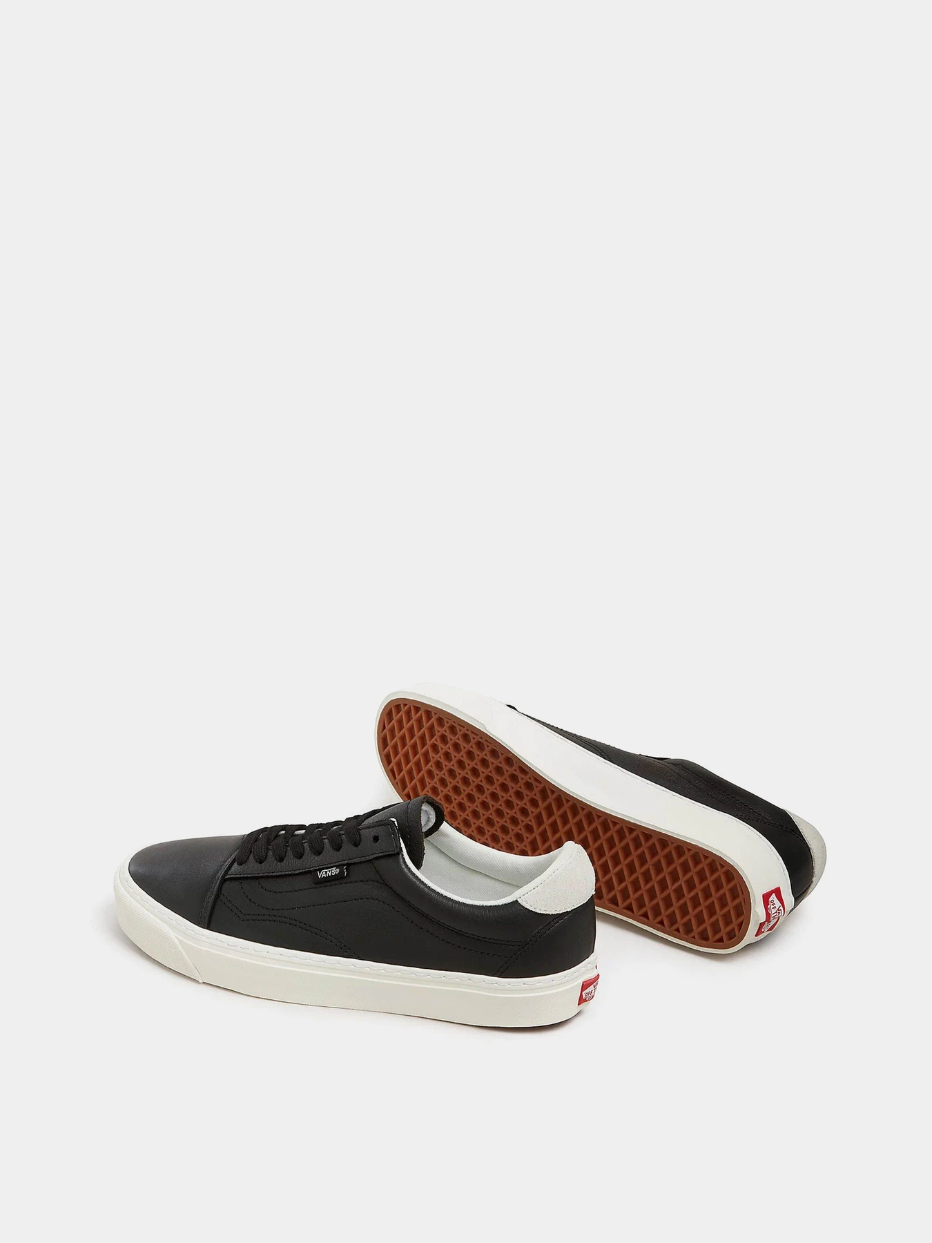 Кеди Vans Old Skool Lux модель VN000CZMBLK1 Кеди Vans Old Skool Lux модель VN000CZMBLK1 Фото