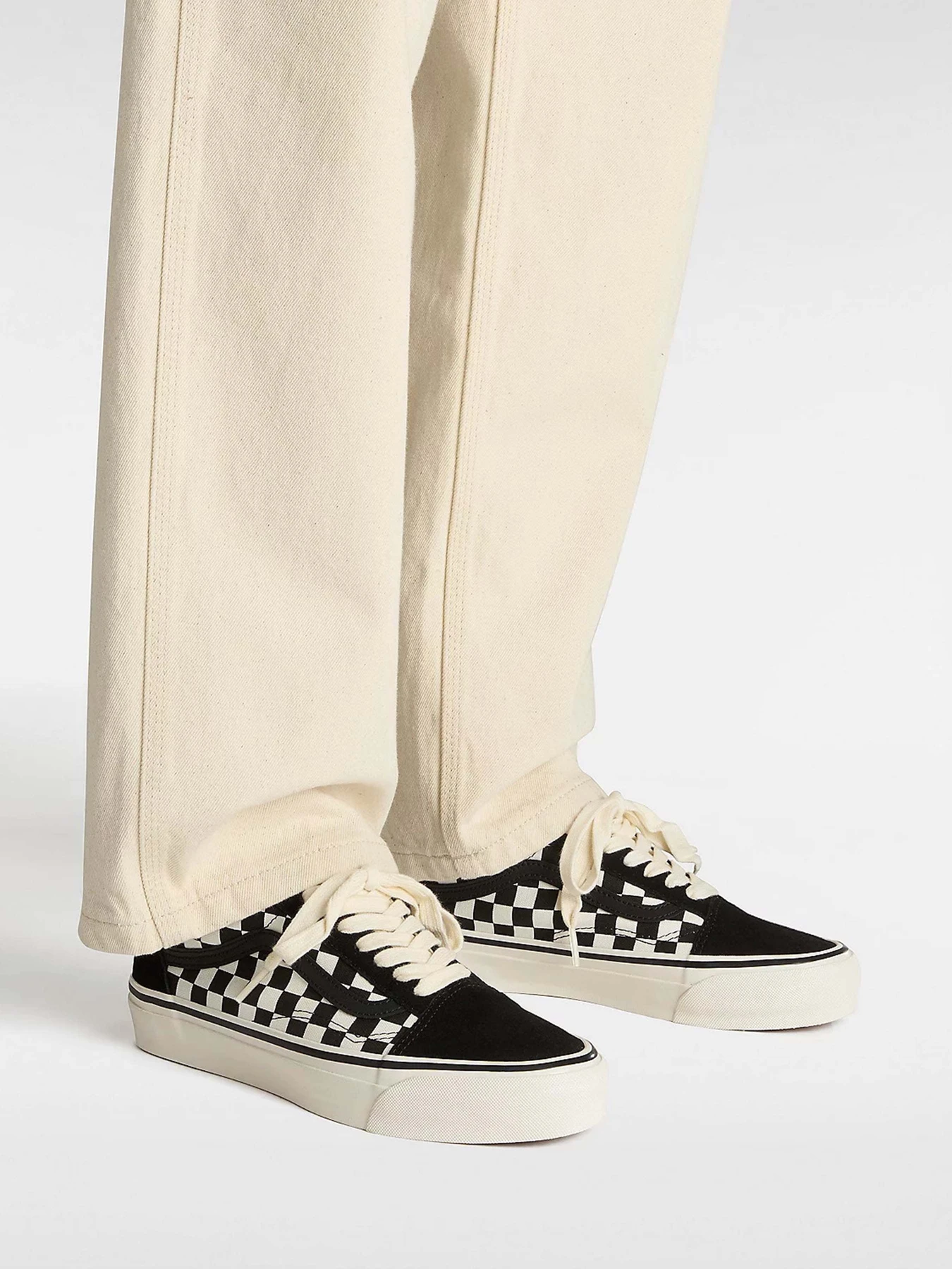 Кеды Vans Lx Old Skool модель VN000D56BZW1 Кеды Vans Lx Old Skool модель VN000D56BZW1 Фото