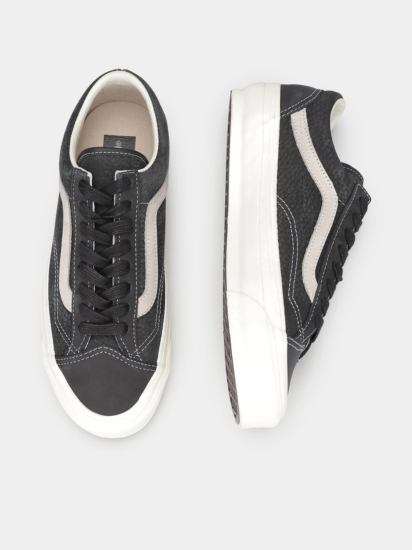Кеды Vans Lx Old Skool 36 модель VN000D57BLK1 Кеды Vans Lx Old Skool 36 модель VN000D57BLK1 Фото