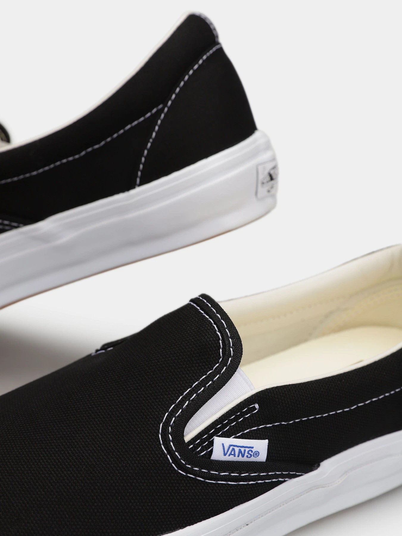 Сліпони та мокасини Vans Reissue 98 модель VN000CSEBA21 Сліпони та мокасини Vans Reissue 98 модель VN000CSEBA21 Фото